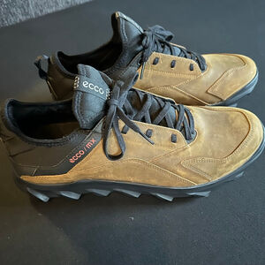 Men's ECCO MX Sneakers Size 11.5 Brown & Black